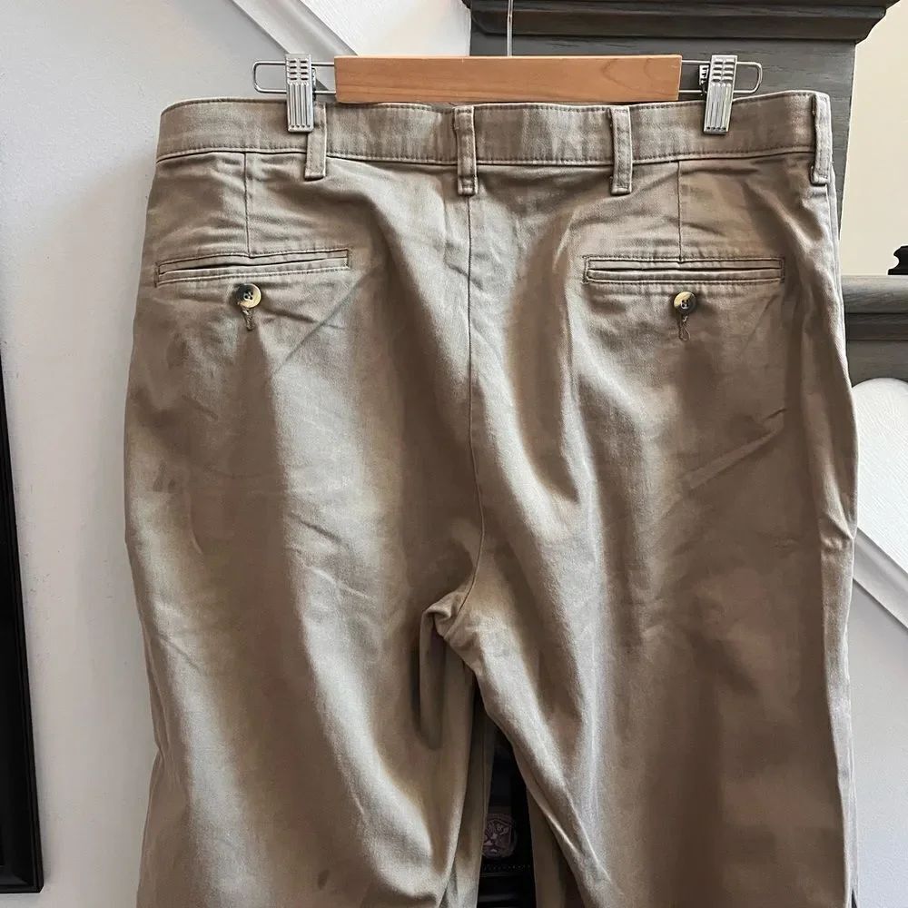 Wrangler Comfort Solutions Series Tan Pleated Trousers sz 34x32